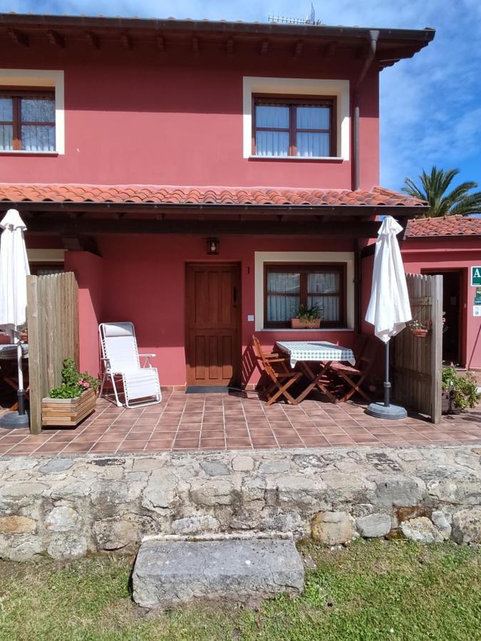 Apartamentos Rurales Llagumelon Villahormes Buitenkant foto