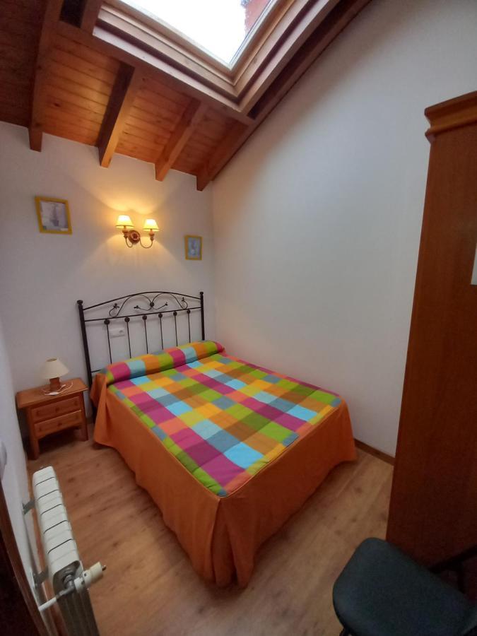 Apartamentos Rurales Llagumelon Villahormes Buitenkant foto